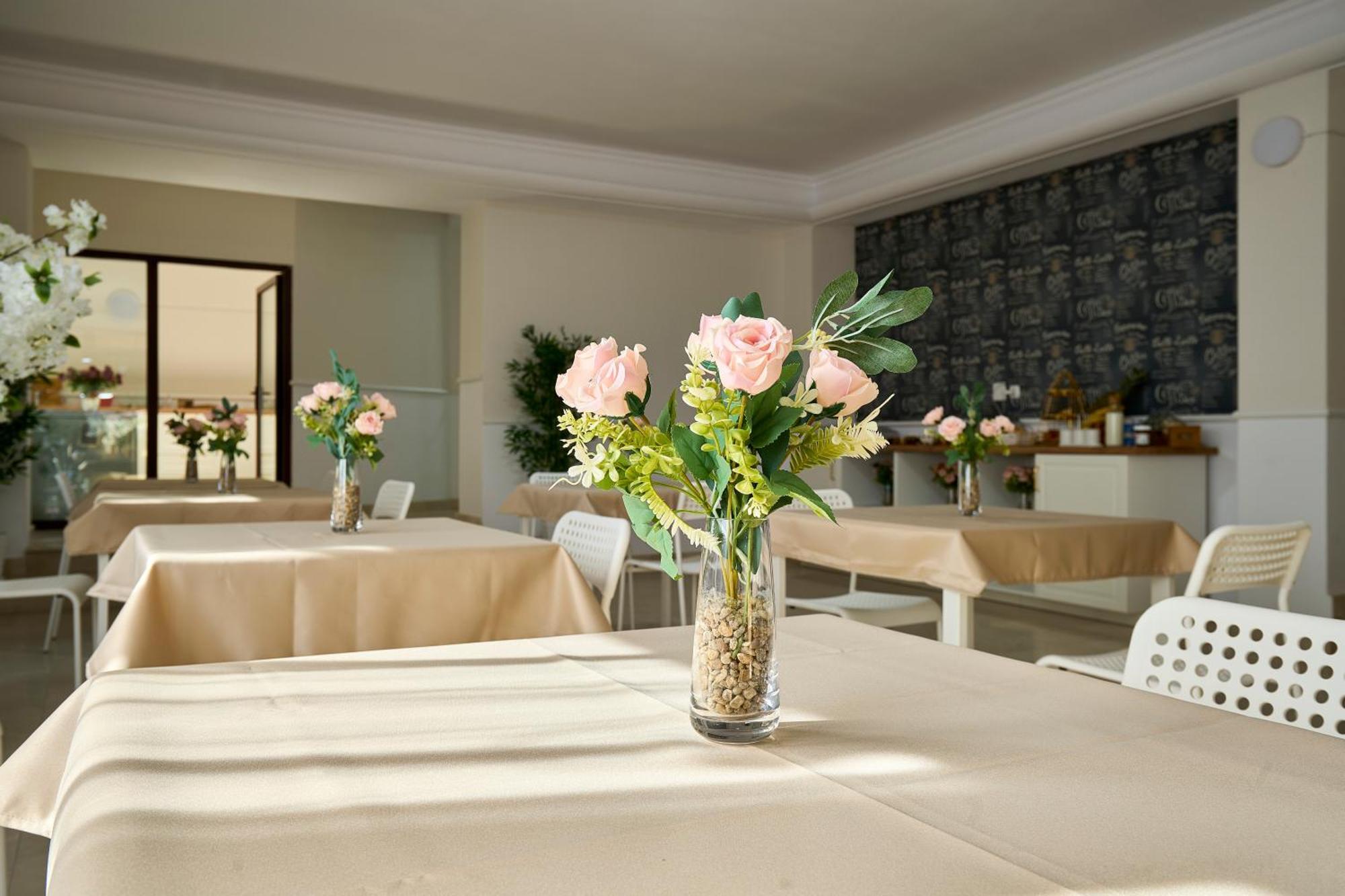Therme Airport Resort Corbeanca Екстер'єр фото